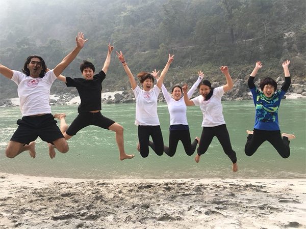 yoga school in rishikesh 
