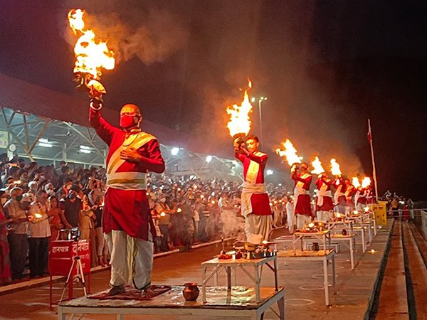 yoga school in rishikesh 