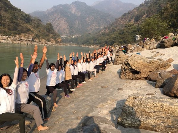 yoga school in rishikesh 