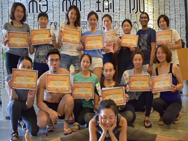 yoga school in rishikesh 