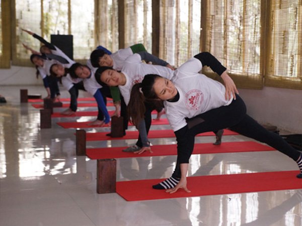 best yoga retreats in india